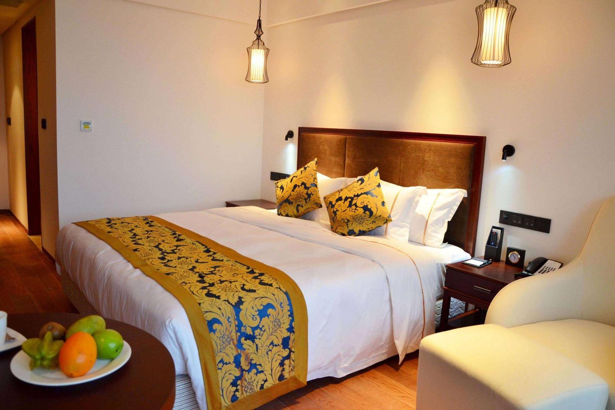 Wyndham Garden Hotel Lingshui  Екстер'єр фото