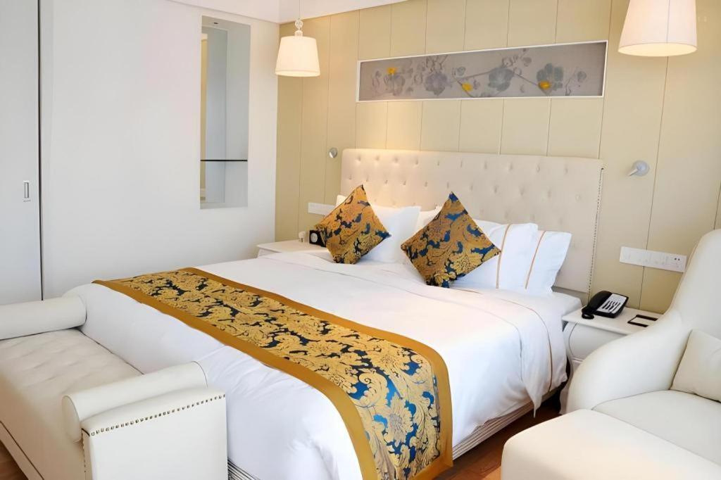 Wyndham Garden Hotel Lingshui  Екстер'єр фото