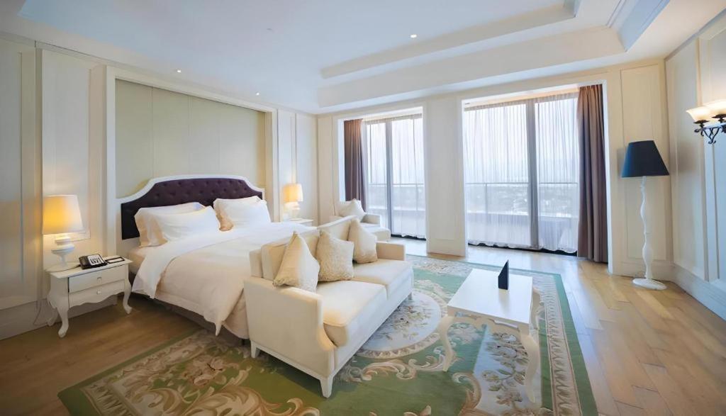 Wyndham Garden Hotel Lingshui  Екстер'єр фото